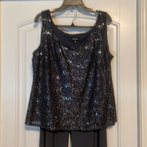 Three piece formal pantsuit - Picture 4 of 6